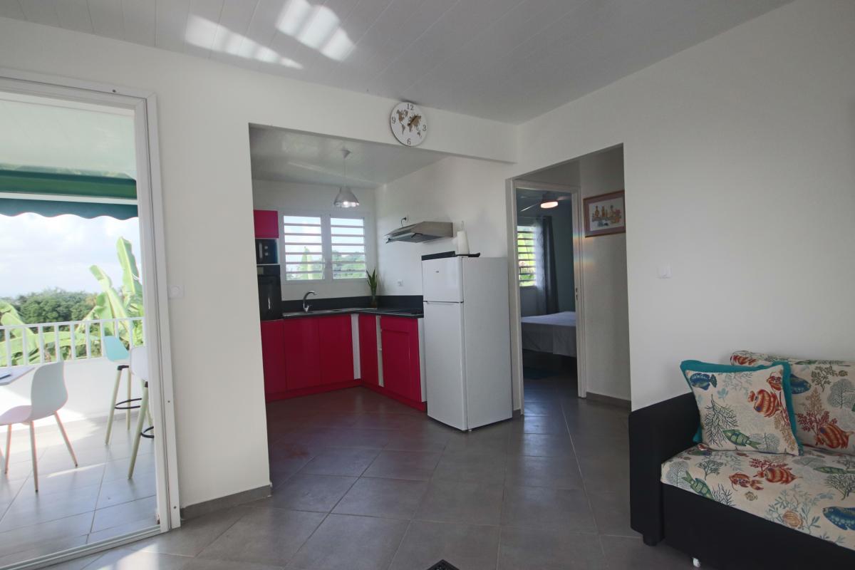 9 Location villa piscine martinique_la cuisine